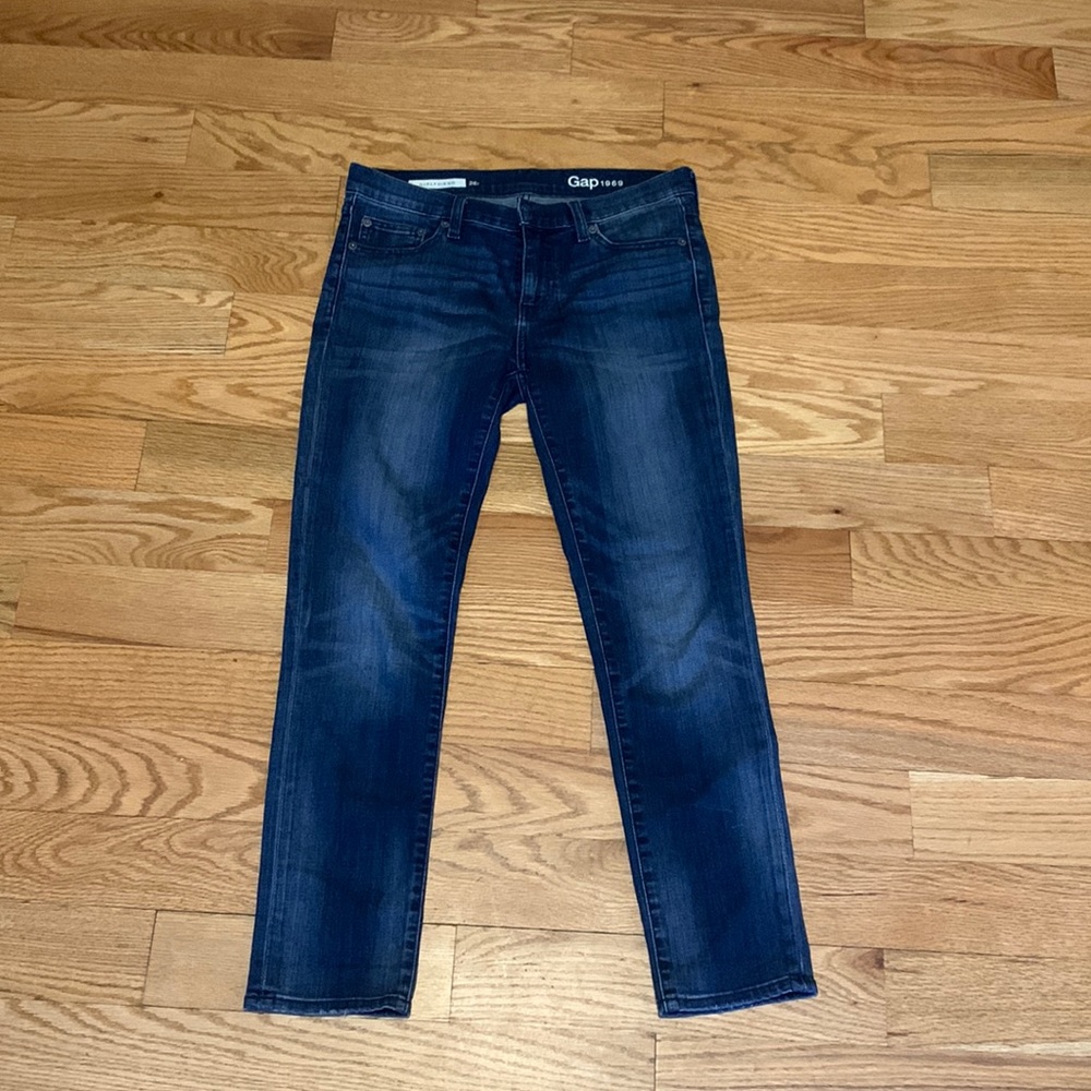 Womens Gap jeans size 26 regular girlfriend style